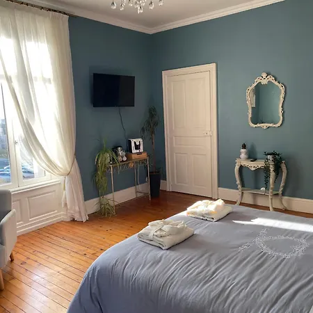 Elegance - Chateau Maranne Nocleg ze śniadaniem Parthenay