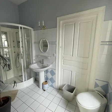 Elegance - Chateau Maranne 3* Parthenay